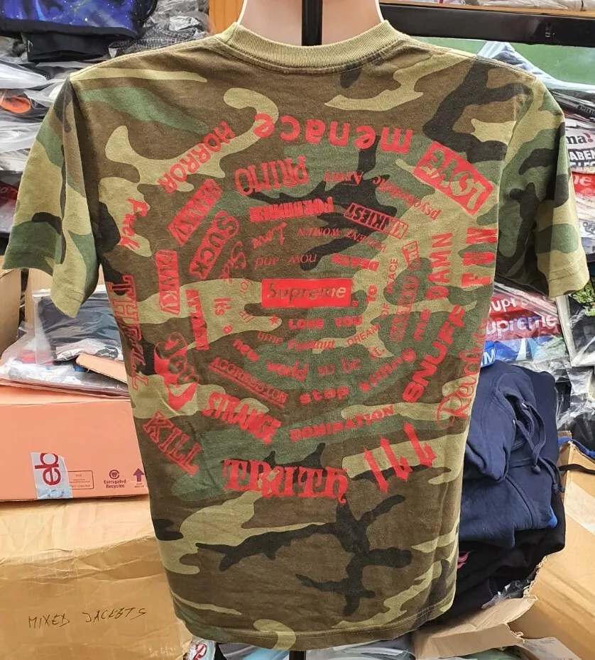 Tee shirt camouflage SS21 Supreme Spiral Woodland taille S petit logo boîte t shirt 