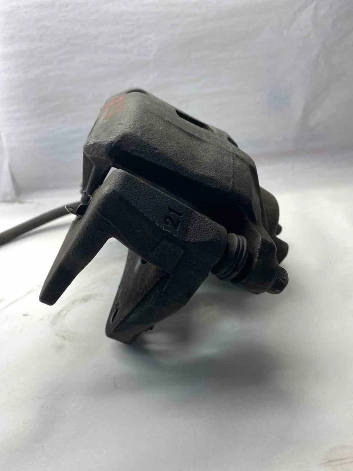 Pinza de disco de freno delantera Chrysler Sebring 2007-2010 2,7 L A/T lado derecho G Foto 3 de 4