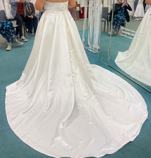 Ivory Satin Strapless Sweetheart A-Line Wedding Dress w/ Ruching Train