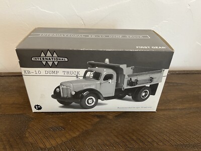 First Gear International KB-10 Dump Truck #19-0026 Peosta Water Works 1/34 Scale