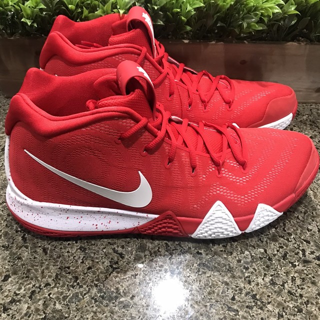 kyrie 4 university red