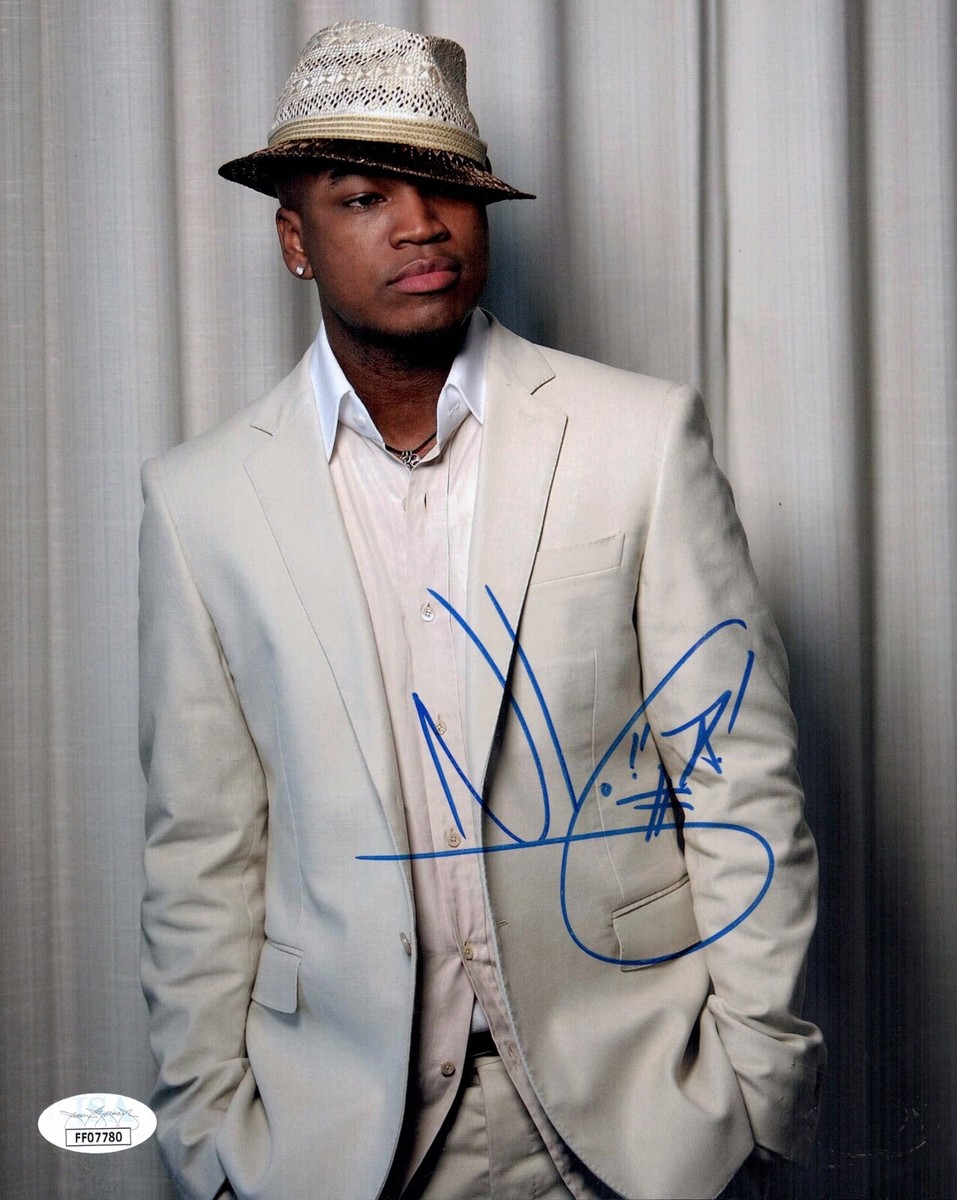 NE-YO Signed Singer Songwriter NEYO 8x10 Photo Authentic Autograph