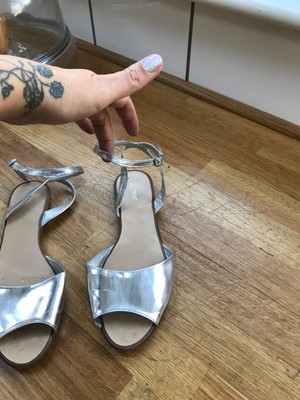 easy spirit canvas slip on shoes