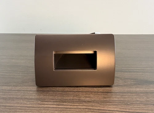 Hinkley LED Landscape Lighting Luna Bronze Finish 4 Watt 12V 2700K  (15508BZ) - Picture 4 of 15