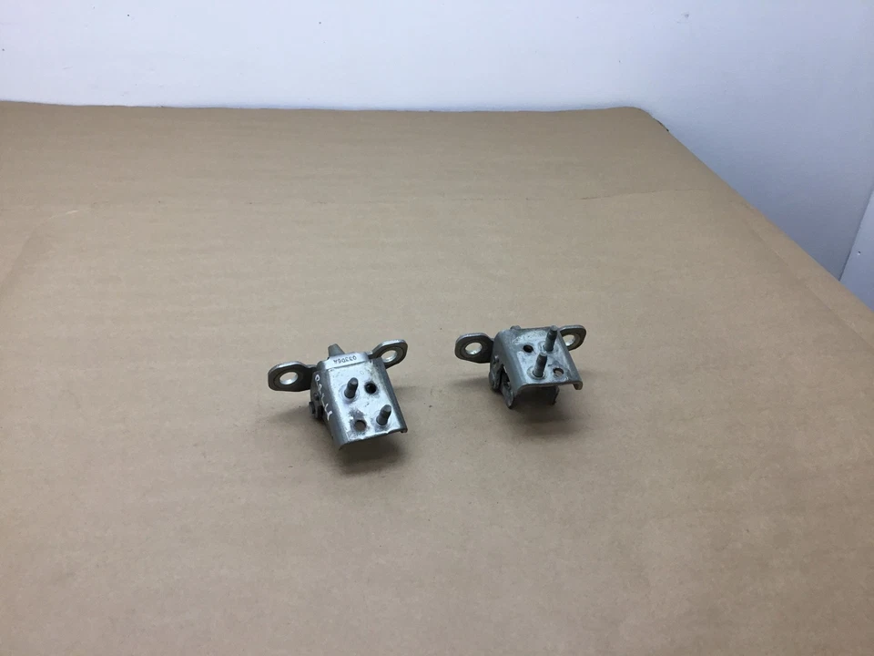 Mercury Montego Rear Left Driver Door Hinges Hinge Set Pair 2005 2006 2007 :A - Image 3 of 4