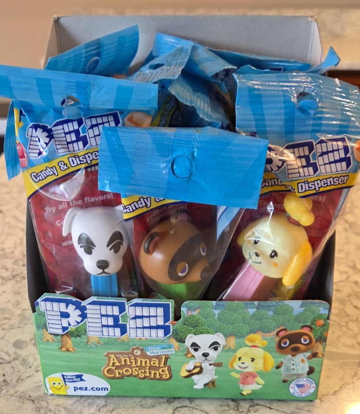 New PEZ Animal Crossing Counter Display 12 Poly Pack Assortment #4521 ...