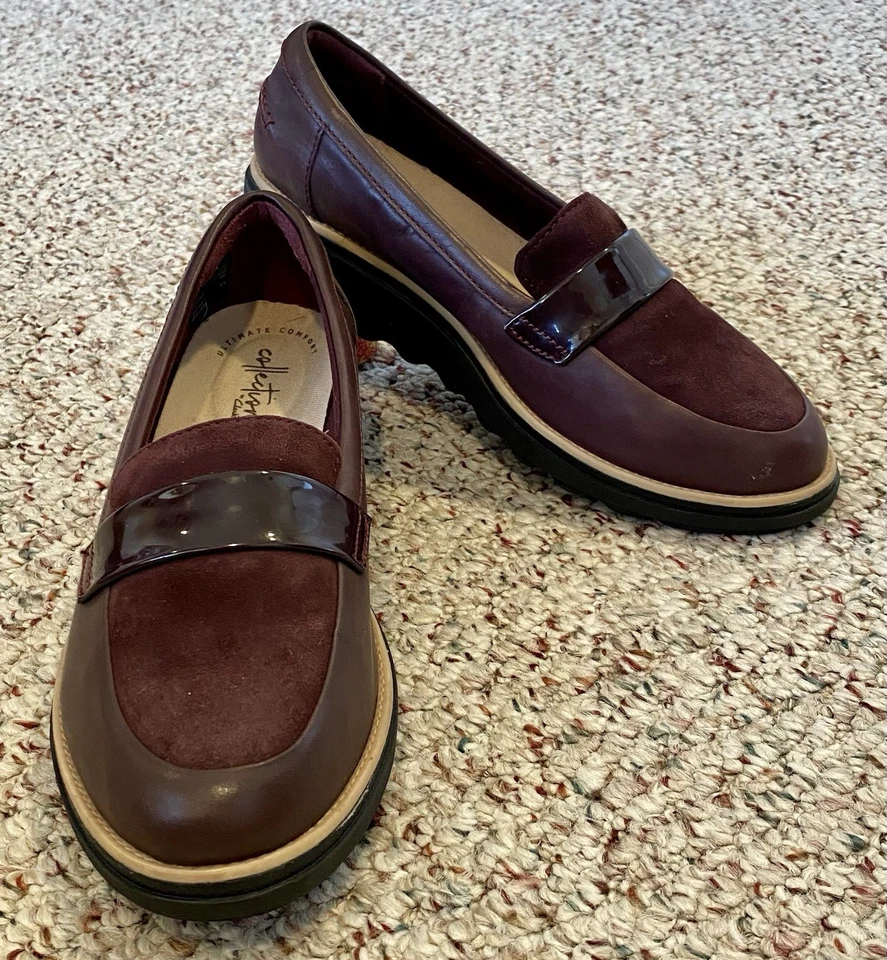 Clarks Collection Sharon Gracie Women’s Loafer Shoes Burgundy Slip On Size 7 W - Image 3 of 4