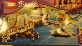 "LEGO" Friends 3063 Flight School with Seaplane Complete with BA + Original Packaging Excellent!!!