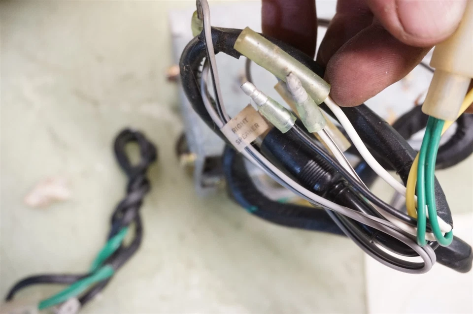 Усилитель мощности радио Honda Nos Honda Hondaline GL1000 Gold Wing Clarion *2609 - Изображение 4 из 4