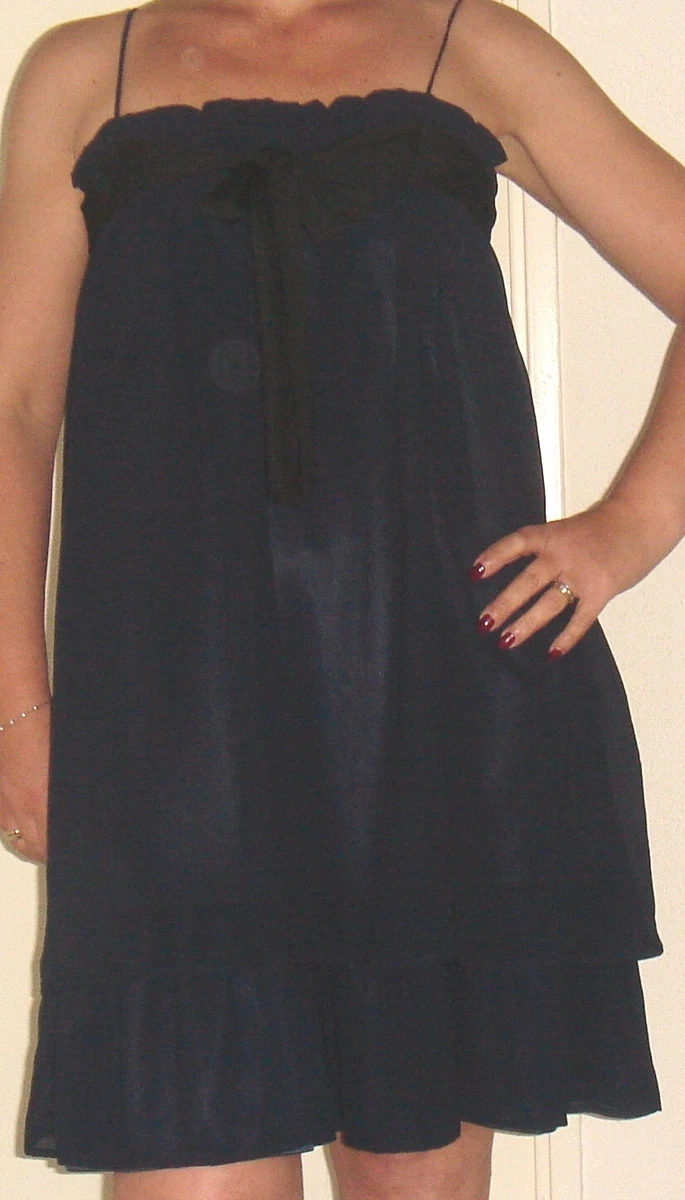 Robe noir volant 2025 zara