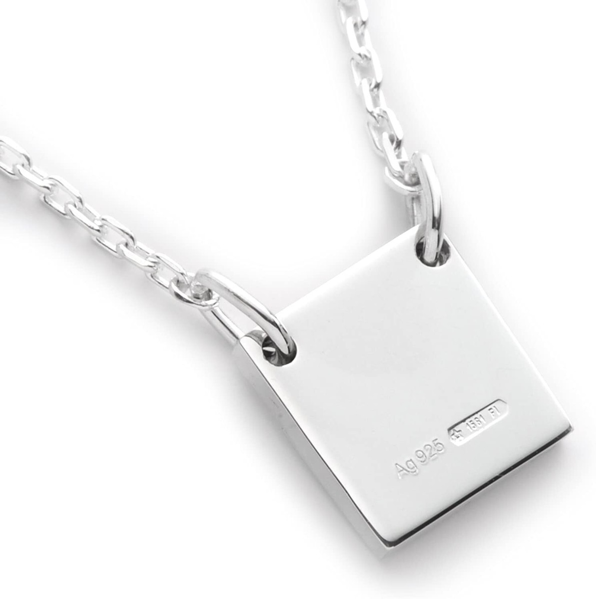 Gucci silver necklace square plate pendant 223514 J8400 8106 Gucci silver necklace square plate pendant 223514 J8400 8106