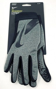 nike field play hyperwarm gloves