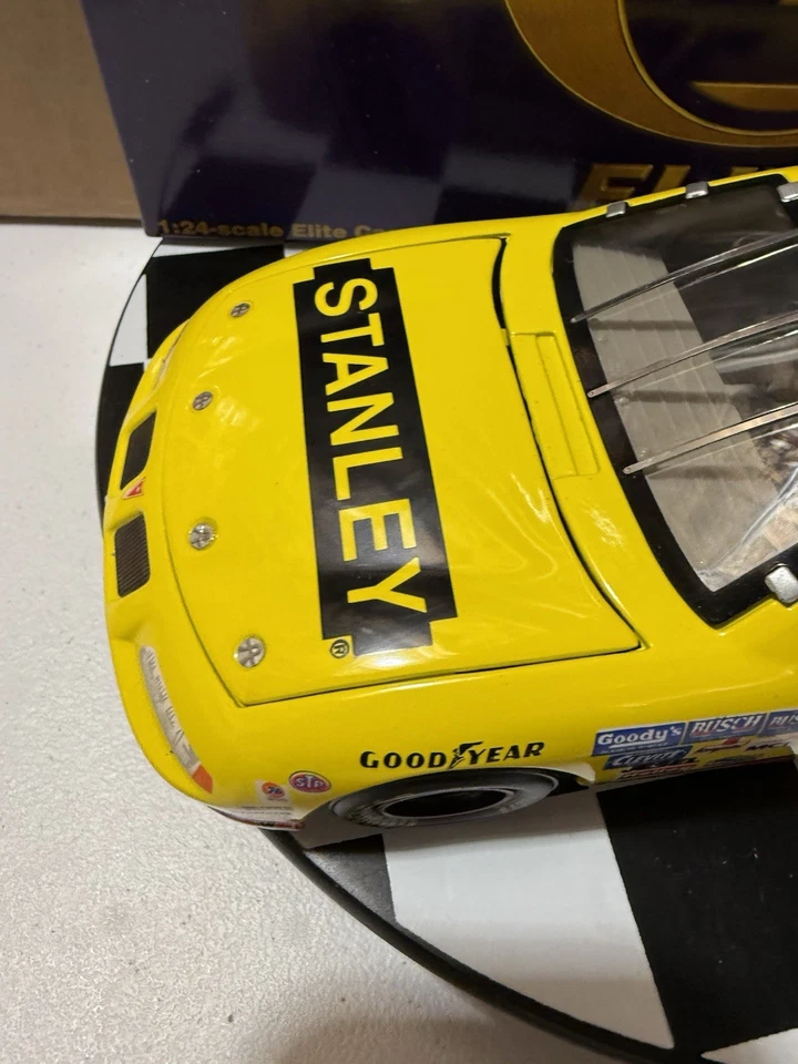 Todd Bodine Elite #36 Stanley 1997 1/24 Nascar Diecast Foto 3 de 4