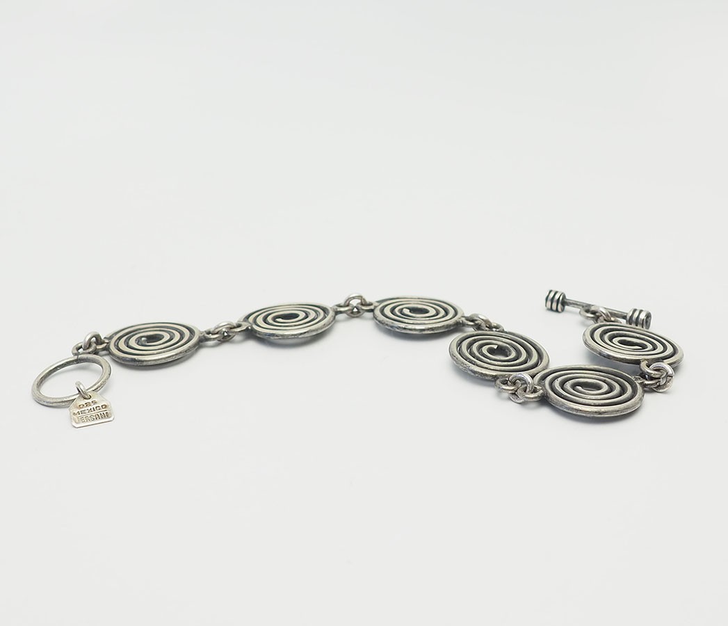 Versani vintage modern sterling silver spiral link toggle clasp