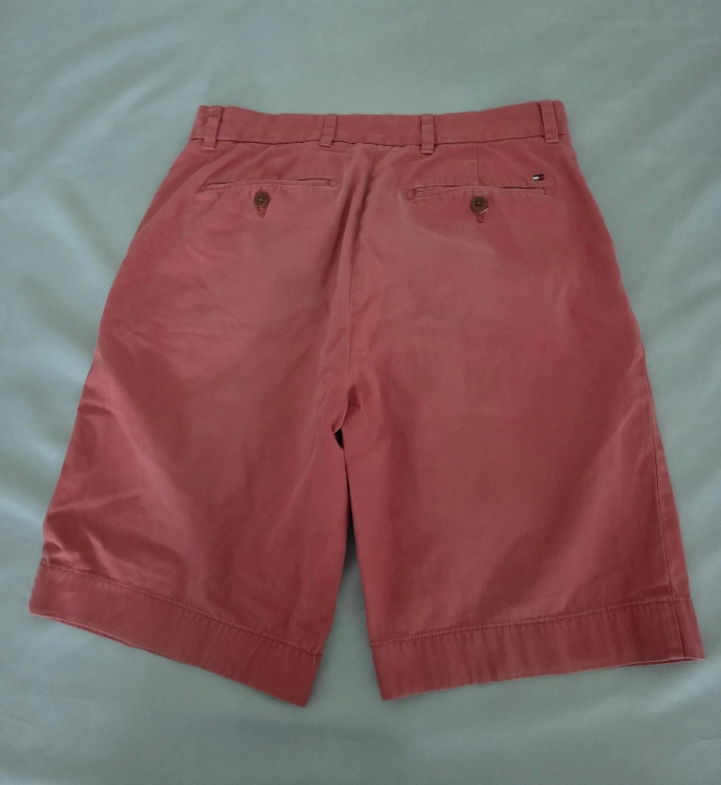 Men’s Tommy Hilfiger TH Short Chino Shorts – Coral – W30
Opens in a new window or tab