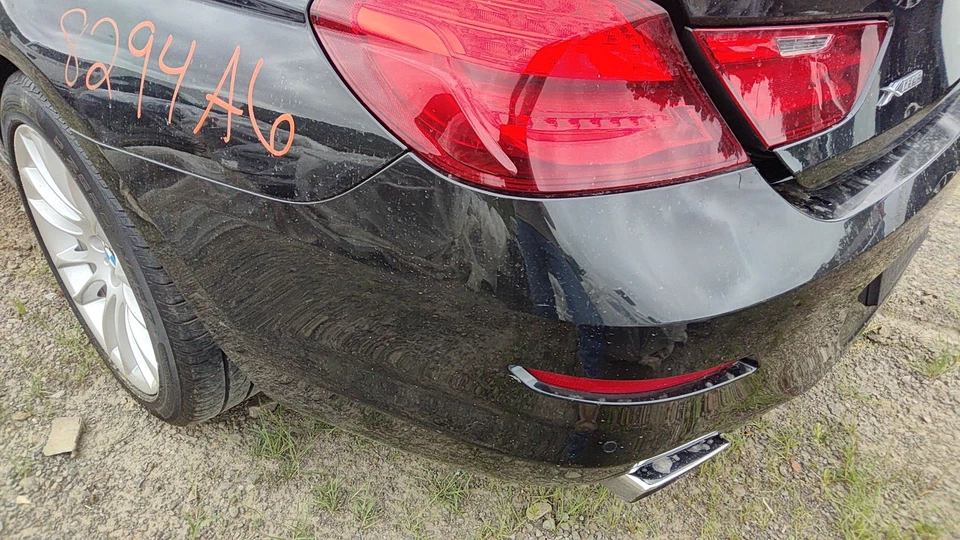 13 BMW 650I Rear Bumper Black Sapphire Metallic475 - Image 3 of 3