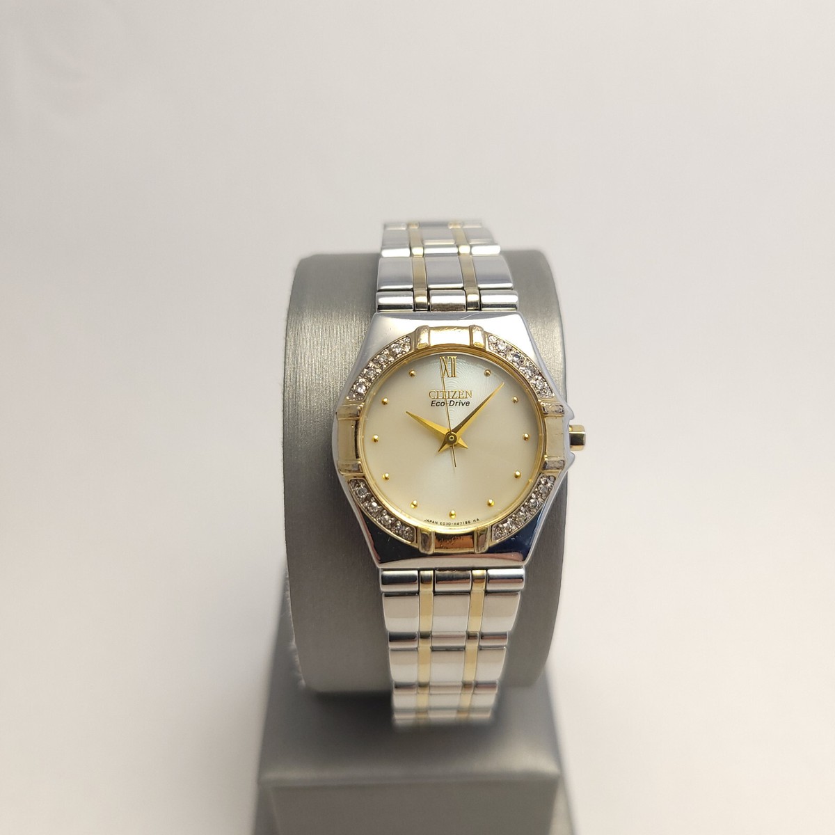 CITIZEN Solar Women's Watch Eco-Drive Diamond Bezel E030-H26647