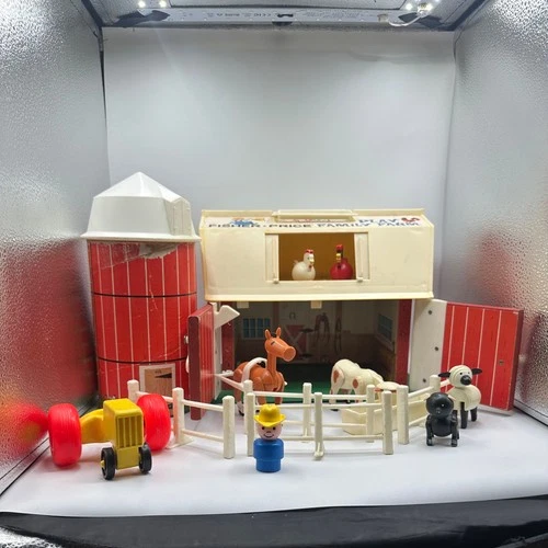 Vtg 1980s Fisher Price Family Play Farm 915 Little People Barn w/ Accessories