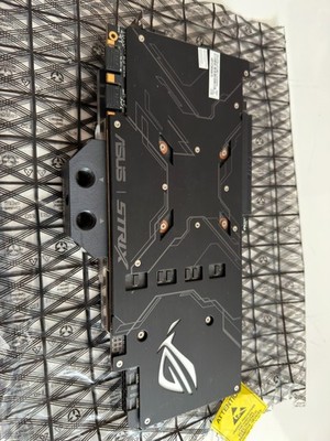 ASUS ROG Strix GTX 1080 Ti 11GB mit Phanteks Wasserblock + Originalkühler