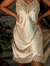 VTG SATIN SHINY PINK BOW FLOWER LACE DRESS SLIP NIGHTGOWN 40S STYLE M