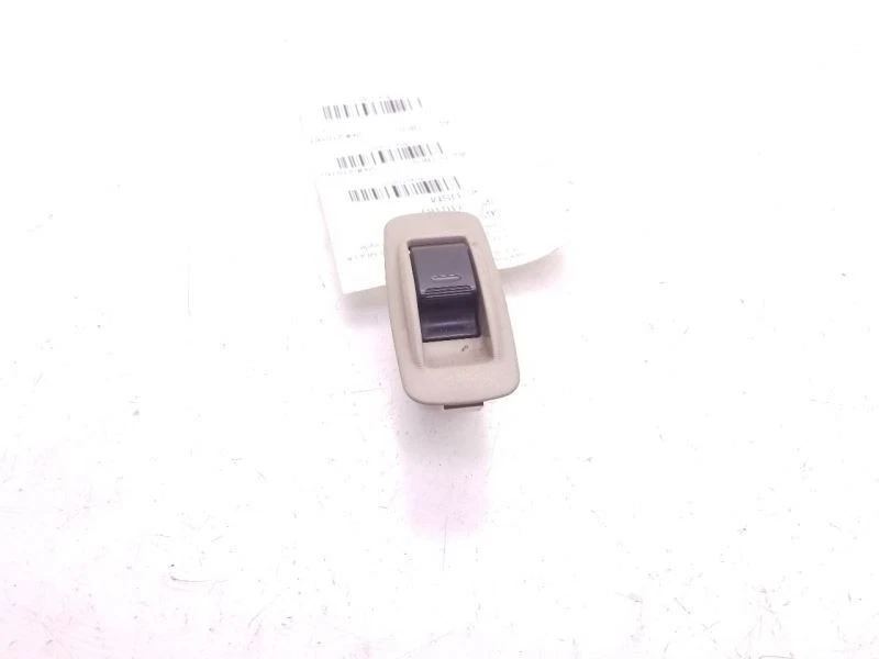 2000 TOYOTA COROLLA CE ПЕРЕКЛЮЧАТЕЛЬ СТЕКЛОПОДЪЕМНИКОВ ЗАДНЕЙ ДВЕРИ СО СТОРОНЫ ПАССАЖИРА  - Изображение 4 из 4