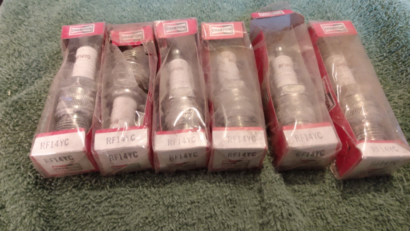 Champion  RF14YC Spark Plugs -- lot of 6