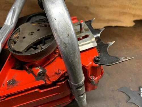 Westcoast Texas Red Massacre 85cc Poulan 5200 / Sears 5.2 Chainsaw (RUNS STRONG) - Picture 10 of 19