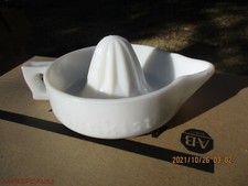 Sunkist Hand Orange Juicer Reamer VINTAGE White Milk Glass Made in U S A