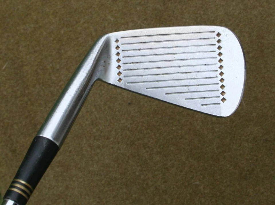 MacGregor VIP  # 6 Iron with steel shaft - Image 2 of 2