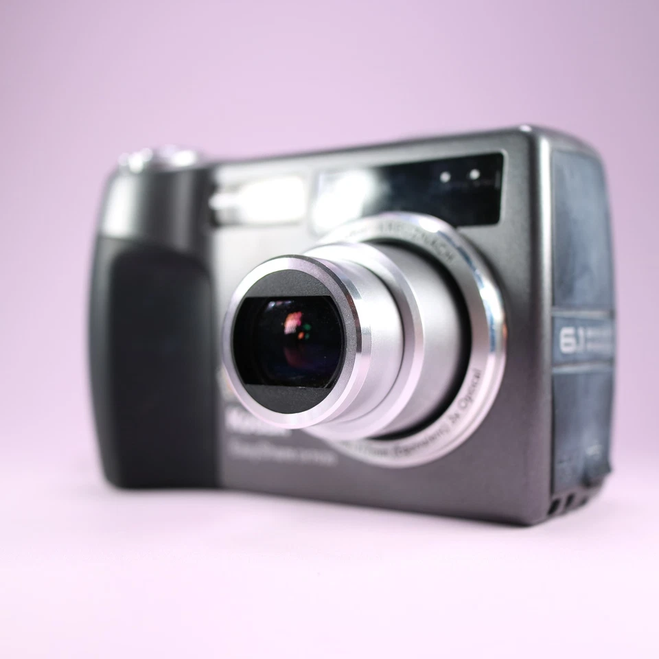 Kodak Digital Camera EasyShare DX7630 6.1MP Silver Tested With Battery + Charger - Image 2 of 4