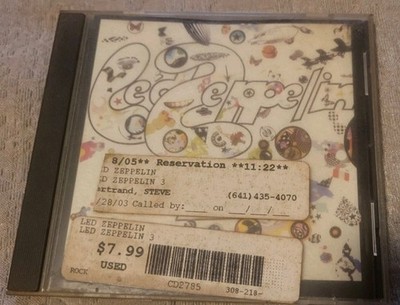 Led Zeppelin III Deluxe CD Edition vg+ case has stickers