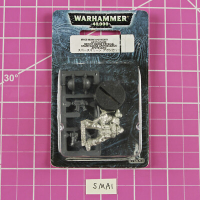 Warhammer 40K Space Marine Apothecary NIB Metal OOP Games Workshop Citadel Medic