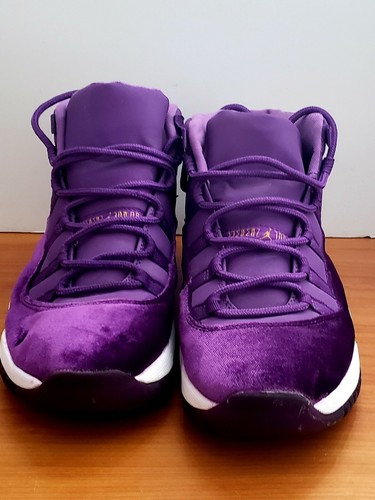Nike Air Jordan 11 Retro Heiress Velvet 