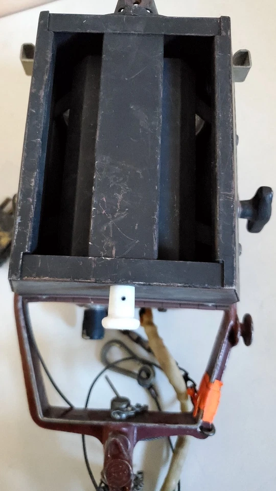 MOLE RICHARDSON TYPE 2831 MOLEQUARTZ BABY-BABY SOLARSHOT STAGE LIGHT - Image 4 of 4