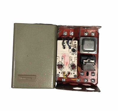 HONEYWELL L8124A AQUASTAT - high Low limit relay boiler control L8124C E L
