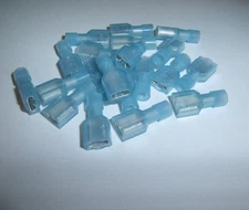 (25) Female Car Audio Alarm Wire Connector Blue 16-14 Gauge Crimp Terminals .250