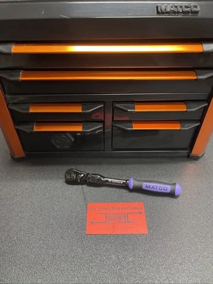 Outil et cliquet pour petit carré d'entraînement 1/4" pouce Ks Tools