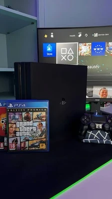 Sony PlayStation 4 Pro 1To Pack de Console et Fortnite - Jet Black + 2 Jeux - Photo 1/4