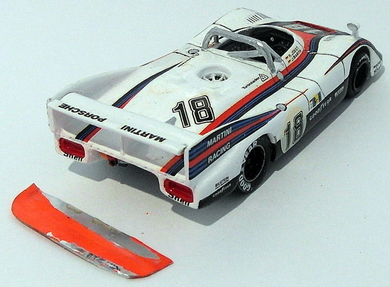 Graphyland Models resina escala 1/43 K04 - Porsche 936 diable Blanc #18 LM 76 - Imagem 3 de 4