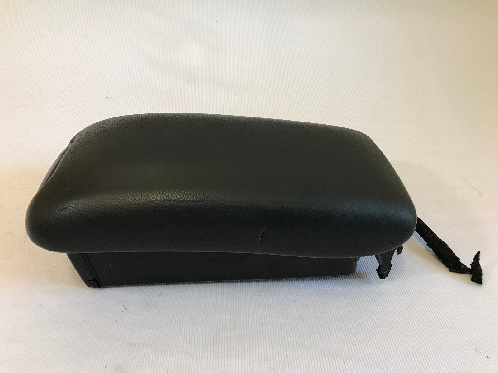 0104 MERCEDES BENZ W203 C320 C240 C230 ARMREST LID CENTER CONSOLE BLACK 269 eBay