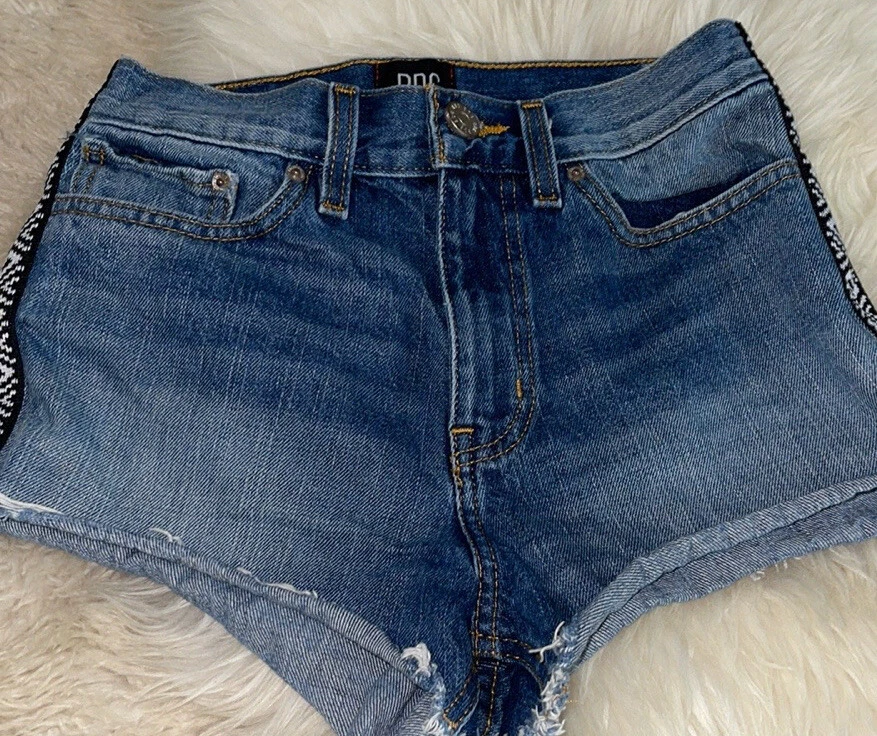Pantalones Cortos Urban Outfitters Mujer Talla 26 Denim Novia Alto Algodón Western Foto 3 de 4
