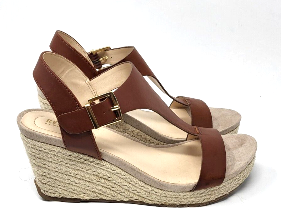 Kenneth Cole REACTION Women's Card T-Strap Wedge Sandal - Blush Patent, Size 6 - View #8