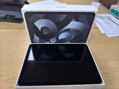 iPad Air 5th Generation 64gb WiFi & Cellular Unlocked Space Grey +