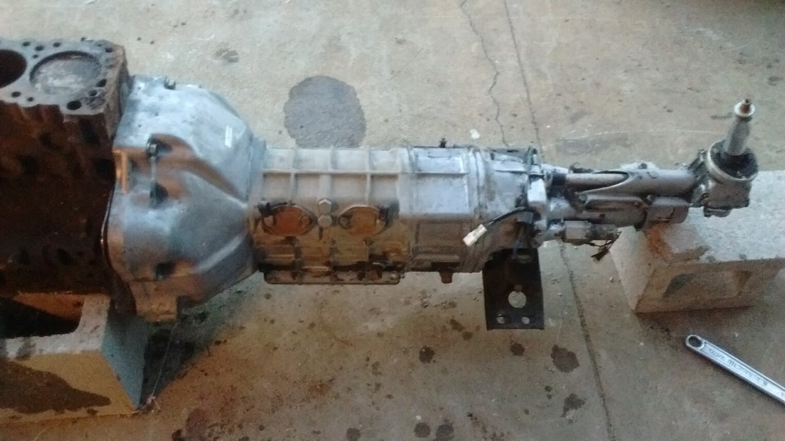 Mitsubishi 4G64 "Wide Block" and RX7 T2 transmission with adapter bellhousing eBay