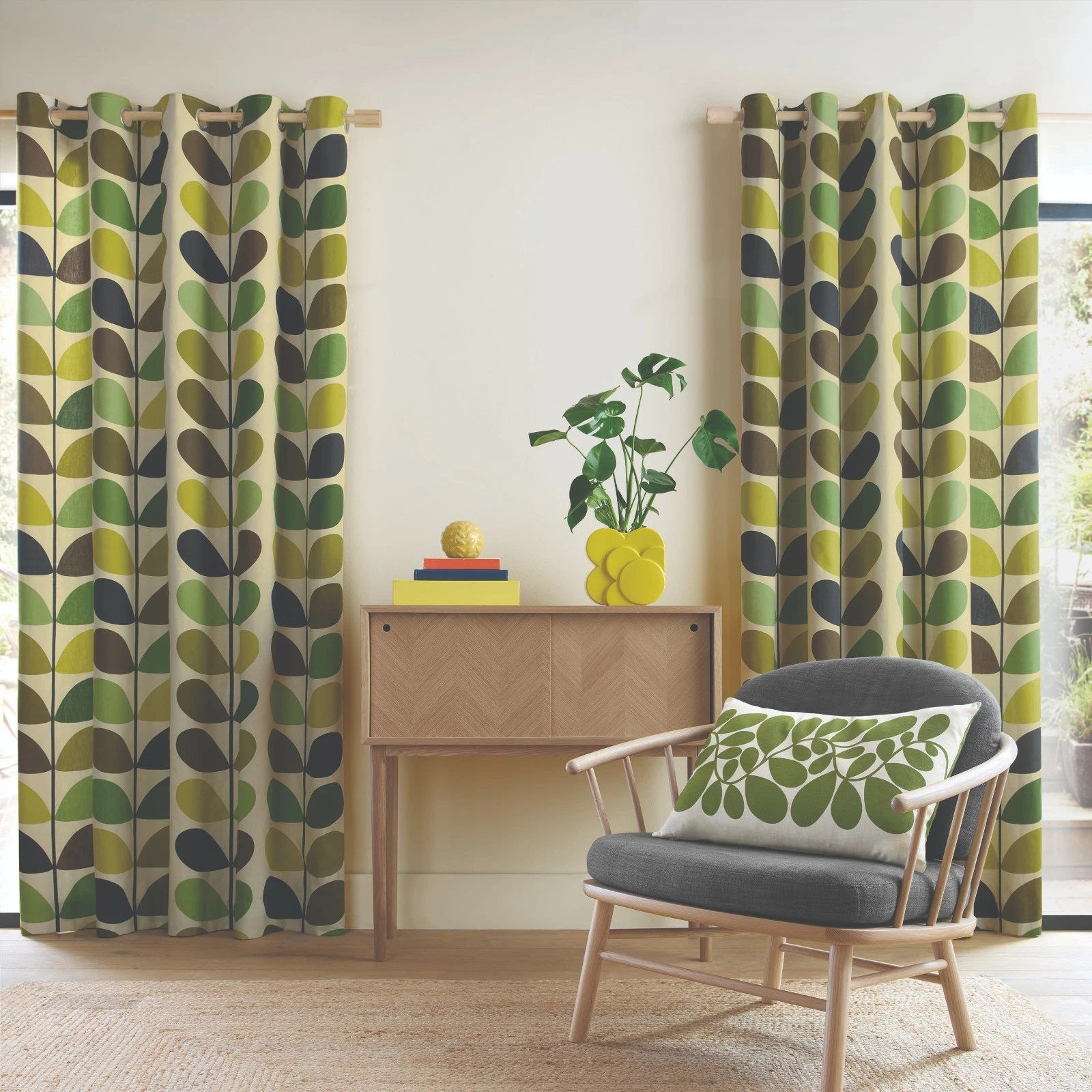 Orla Kiely Multi Stem Eyelet Header Lined 100% Cotton Curtains - Fern/Ochre
Opens in a new window or