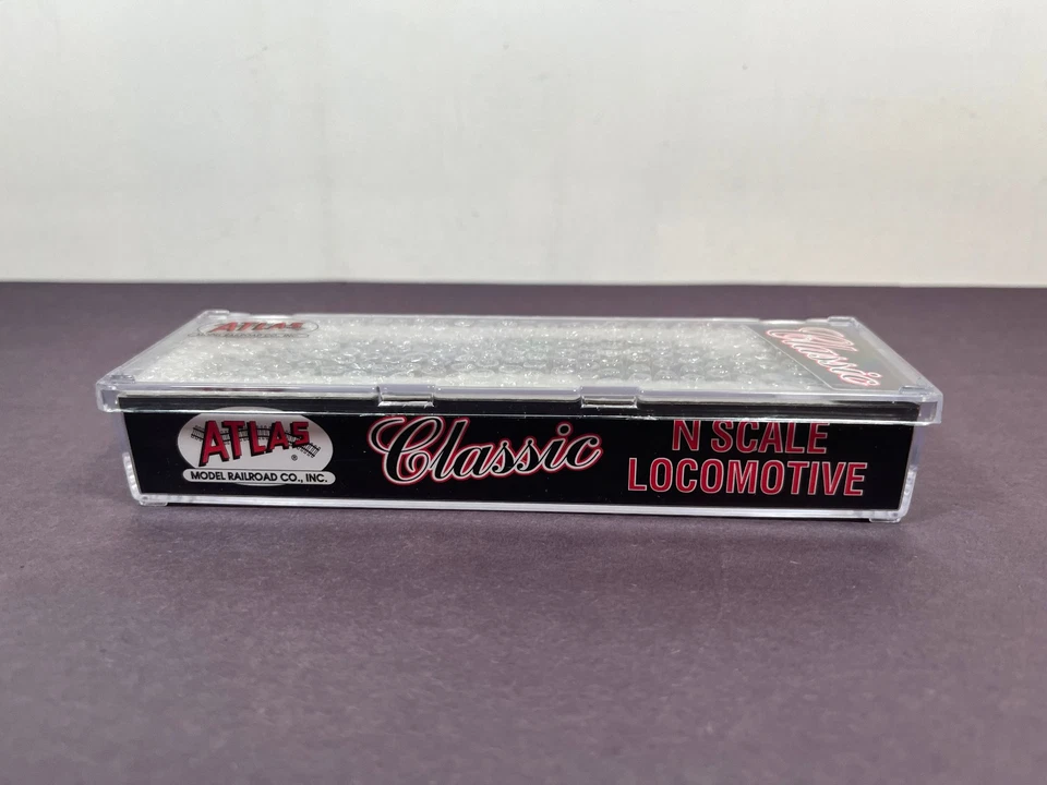 Atlas N Scale Train Locomotive Engine 44027 RS - 1 Penn Central 9926 - Image 4 of 4