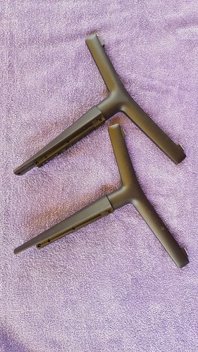 Samsung GQ50Q60AAU Standfuss Stand Fuss Standfüsse Füsse Ständer #TV1101