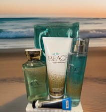 BATH BODY WORKS - AT THE BEACH - 5-PIECE GIFT SET NEW- With Bag. Full Size
