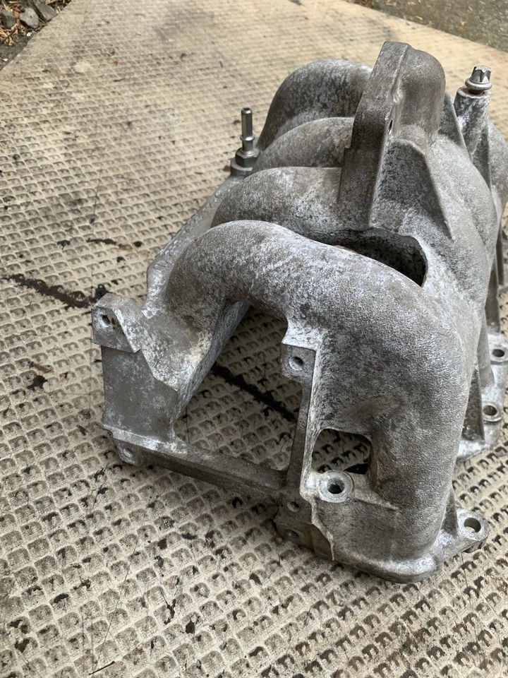 Colector de admisión de entrada Vauxhall Opel Z16SE 1.6 8V 84 25350606 Astra G Meriva A Foto 4 de 4