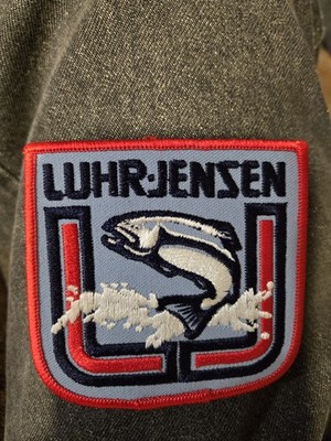 LUHR-JENSEN EMBROIDERED SEW ON PATCH FISHING LURES SALMON 3 1/2'' x 3 1/4'' NOS